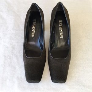 Holt Renfrew Black Pumps